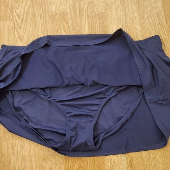 Anne Cole Plus Size Swim Skirt size 22W in Navy - Picture 5 of 12